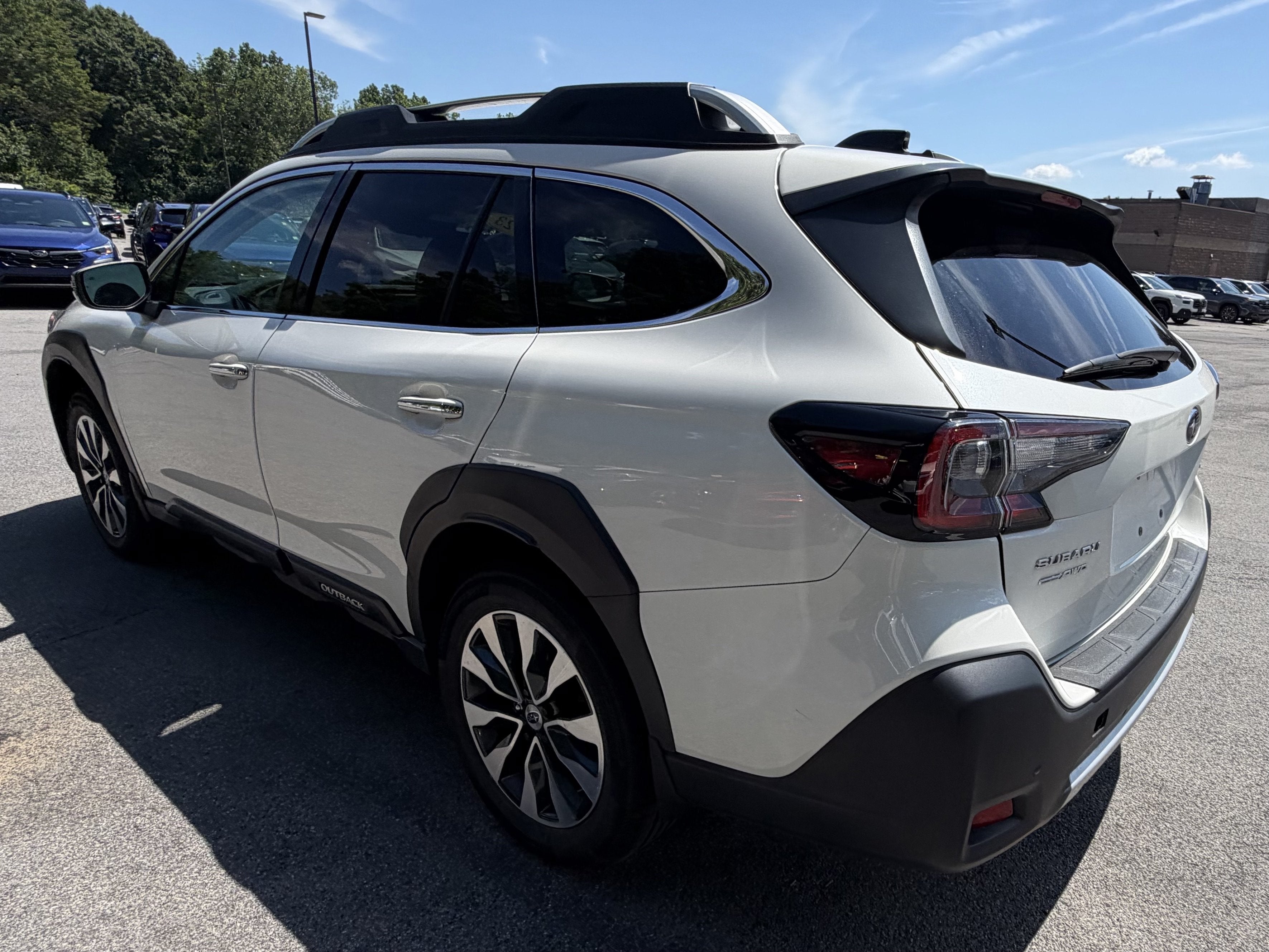 2023 Subaru Outback Touring XT