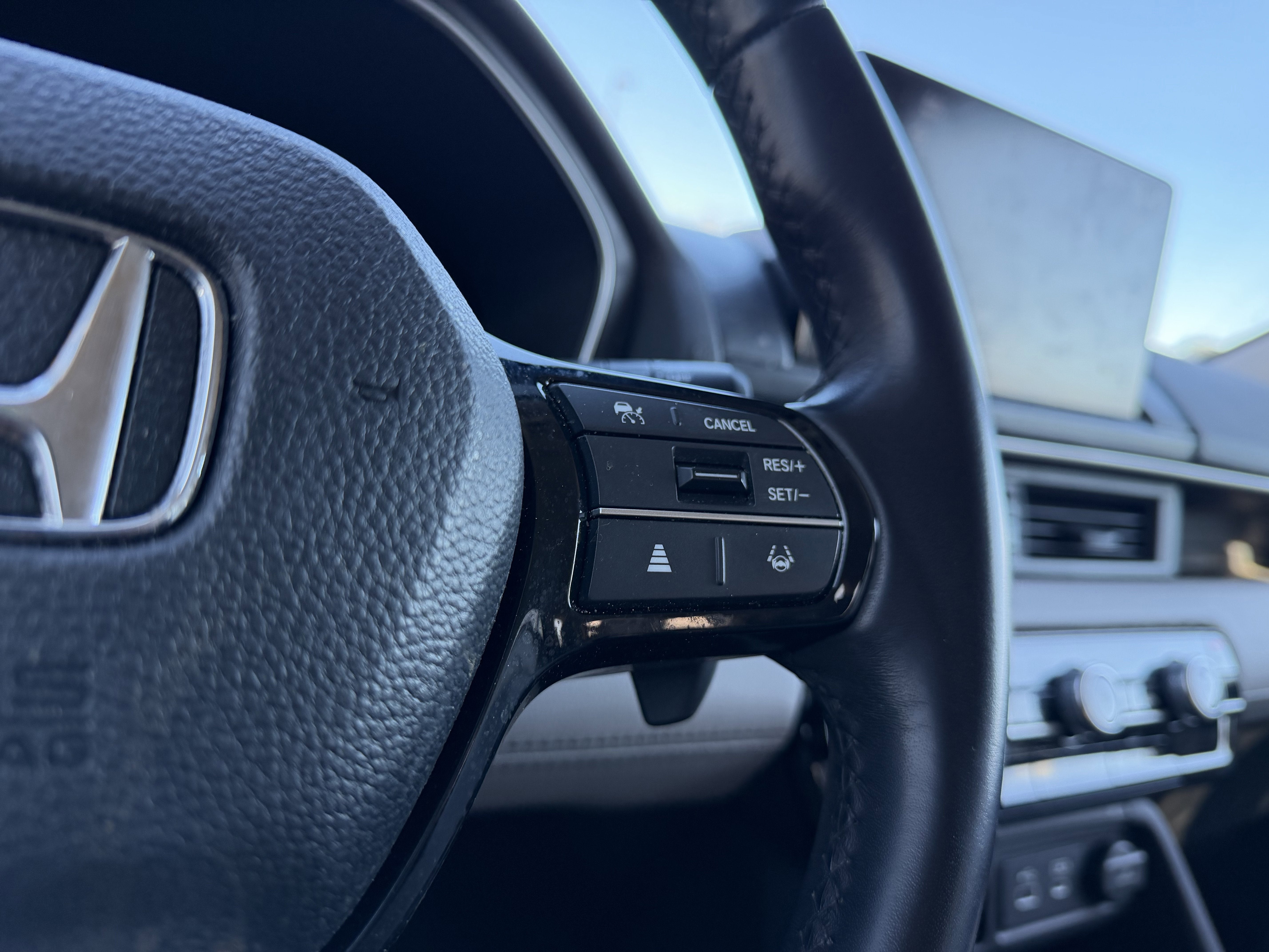 2025 Honda Pilot Base