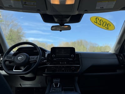2022 Nissan Pathfinder S