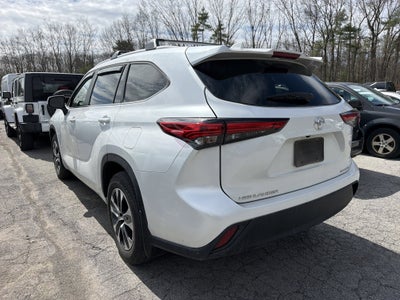 2023 Toyota Highlander XLE