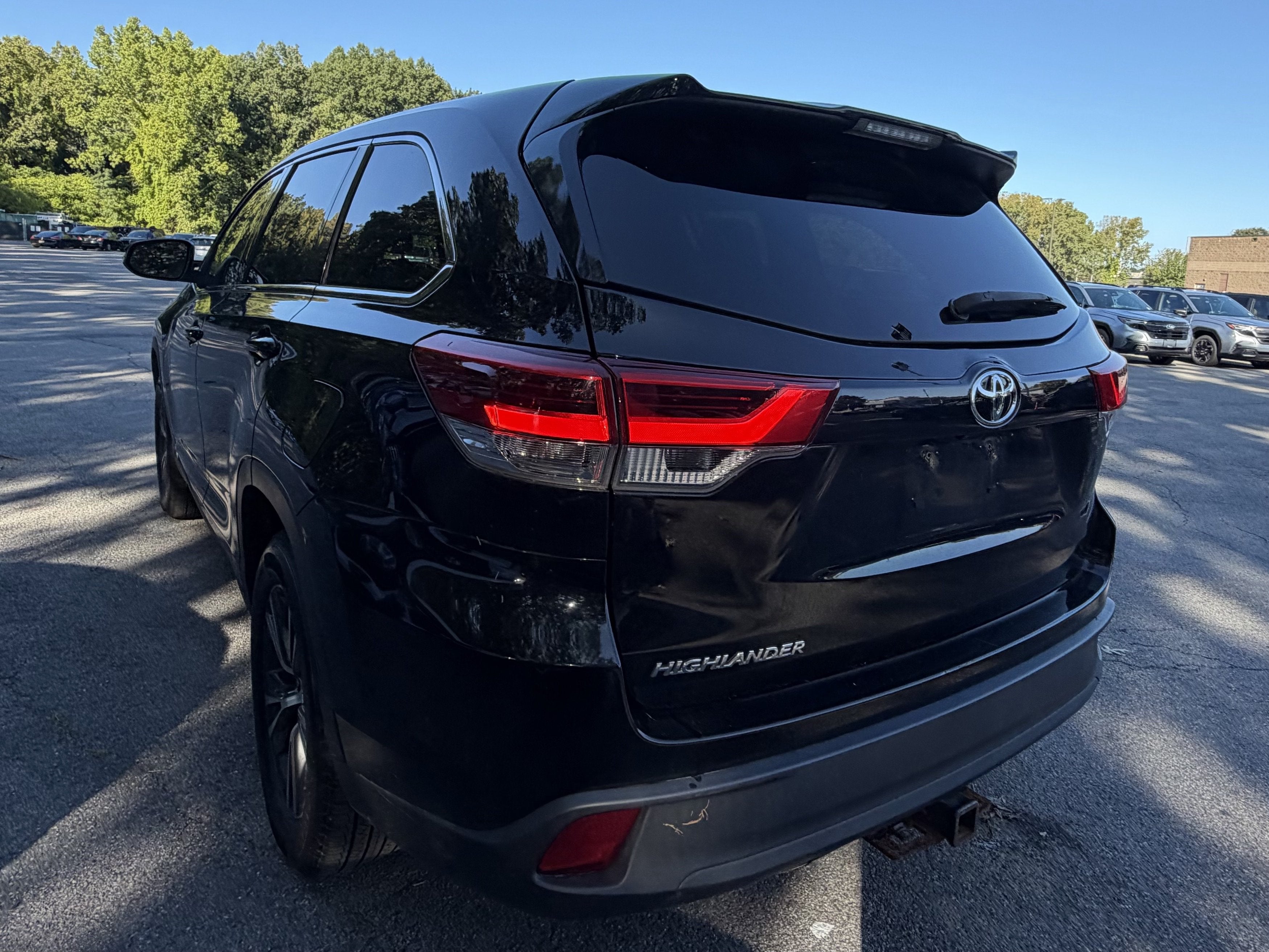 2019 Toyota Highlander LE