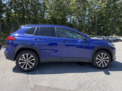 2024 Toyota Corolla Cross XLE