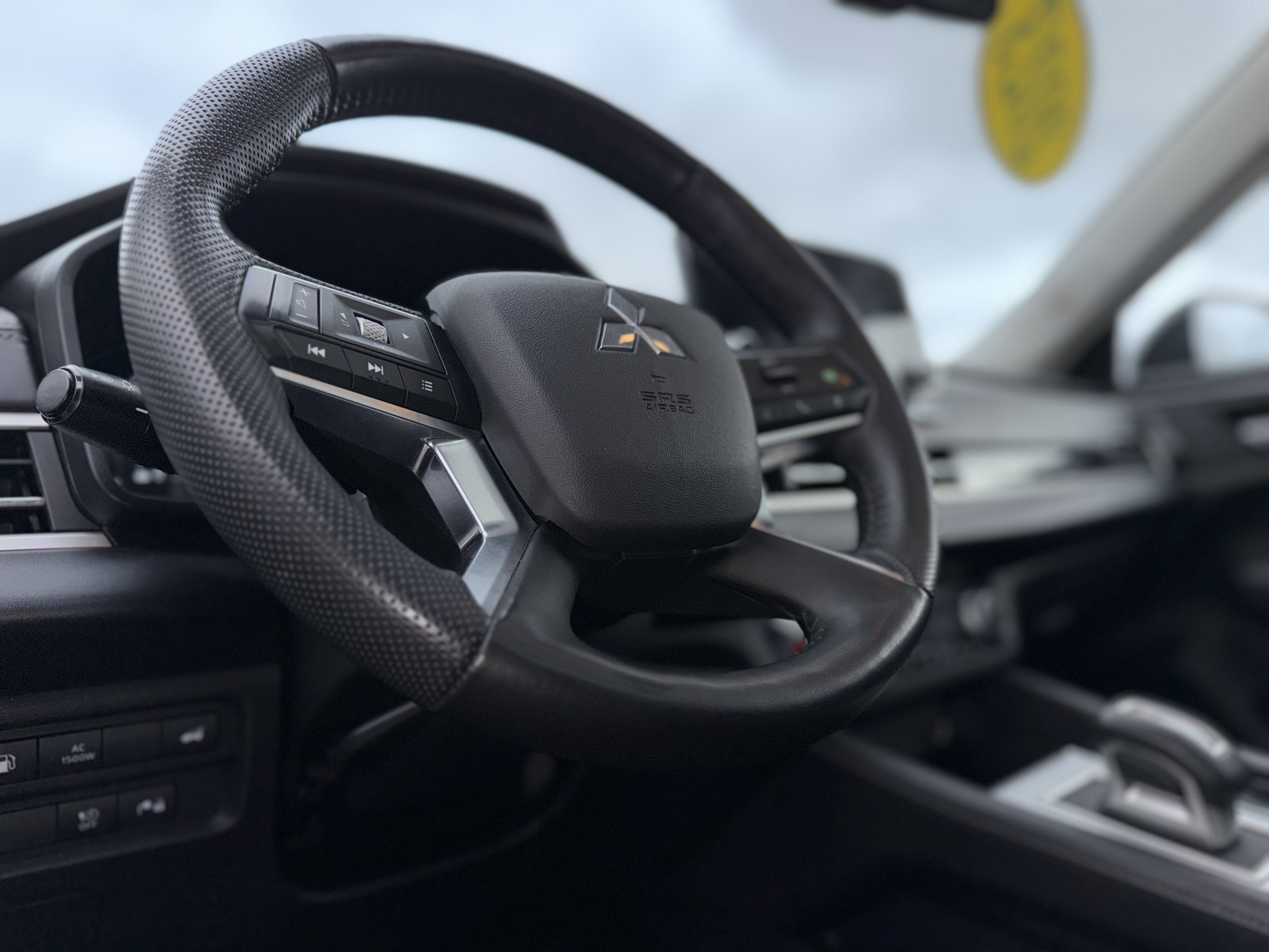 2023 Mitsubishi Outlander PHEV SEL