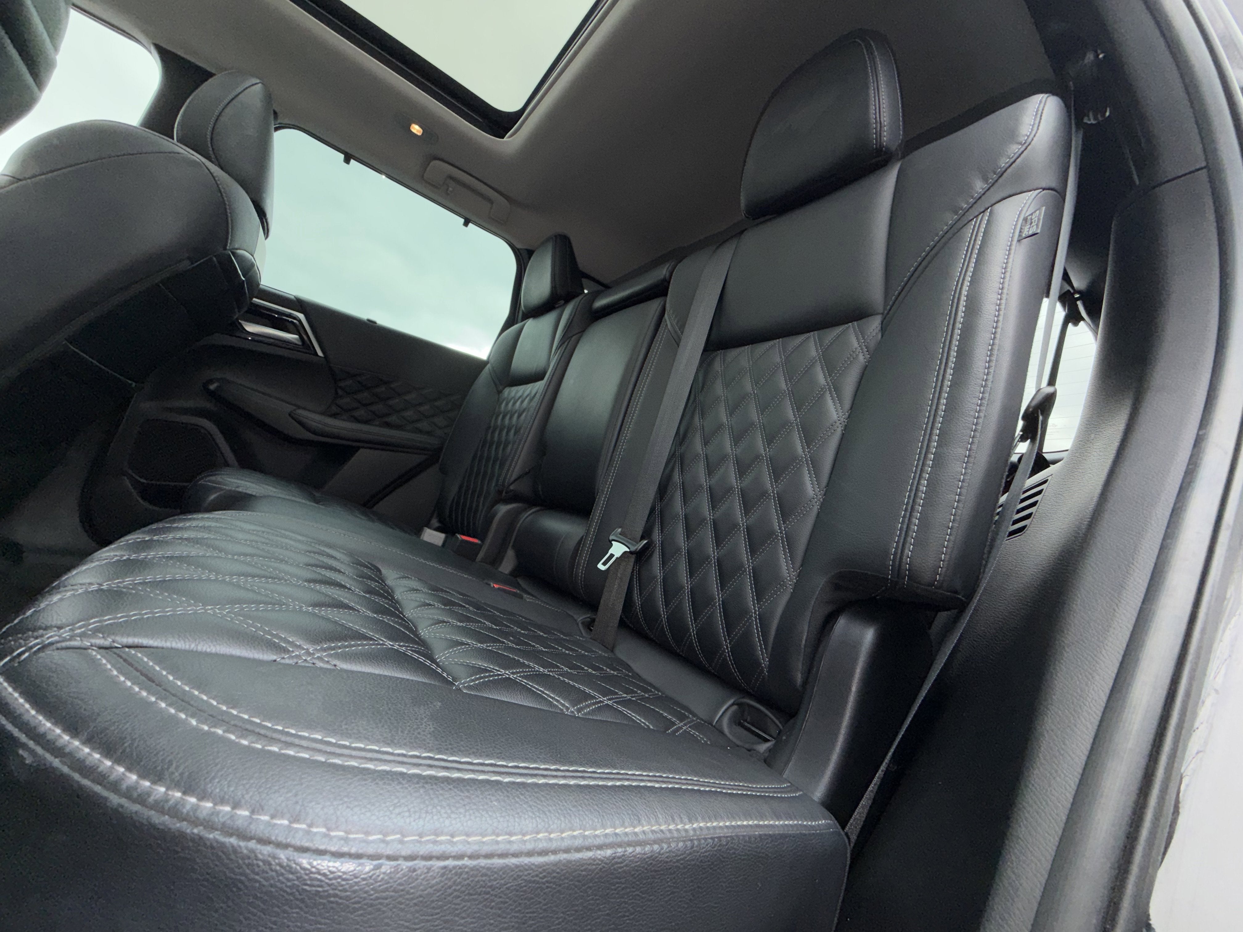 2023 Mitsubishi Outlander PHEV SEL