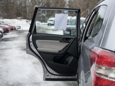 2016 Subaru Forester 2.5i