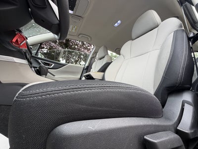 2023 Subaru Forester Base