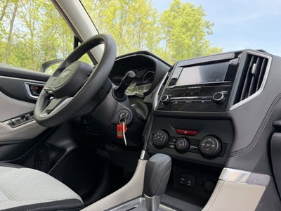 2024 Subaru Forester Base