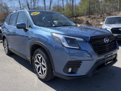 2024 Subaru Forester Premium