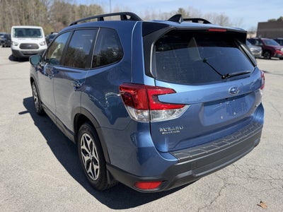 2024 Subaru Forester Premium