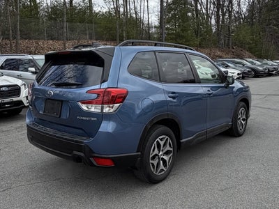 2024 Subaru Forester Premium