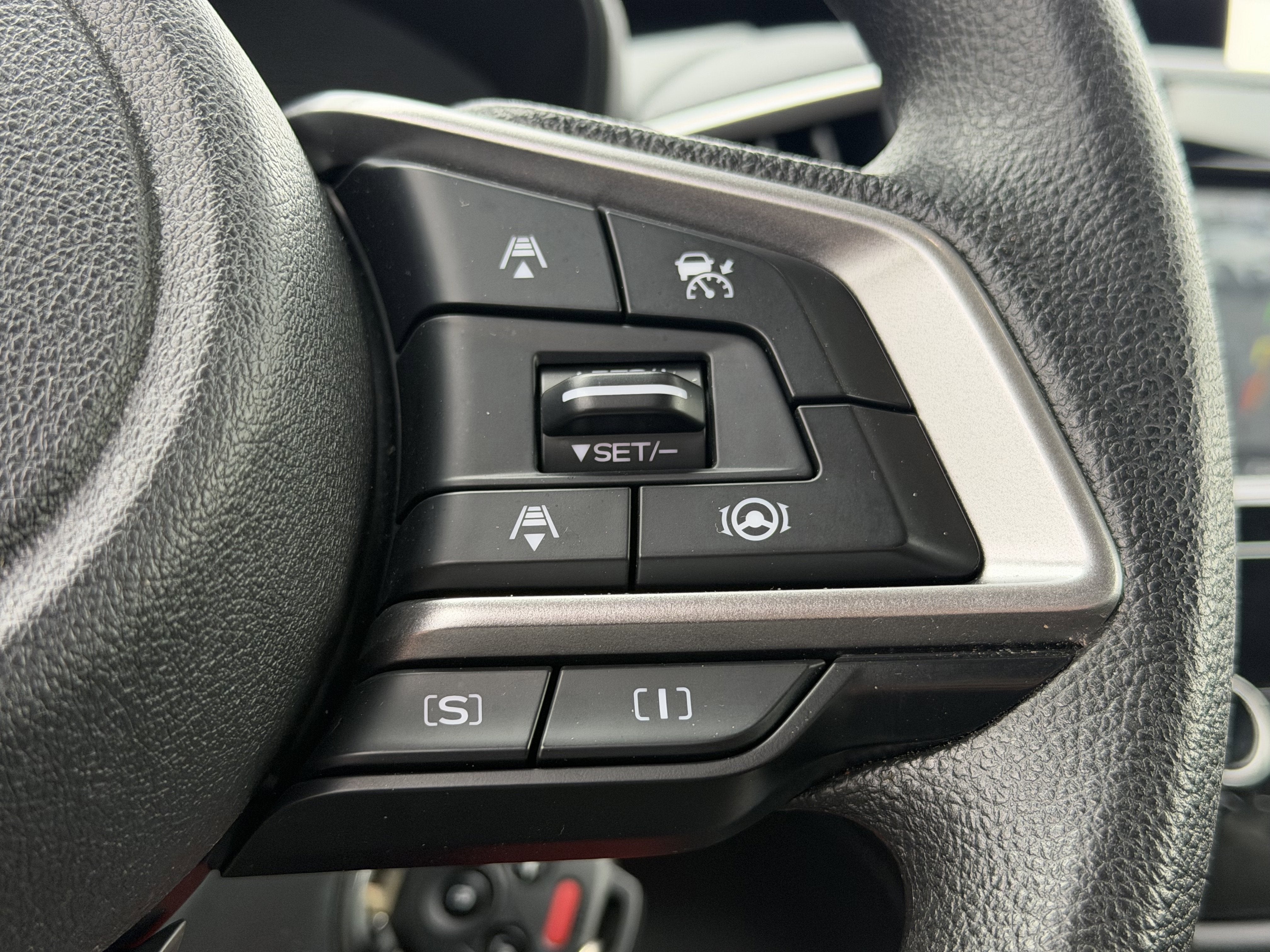 2023 Subaru Forester Base