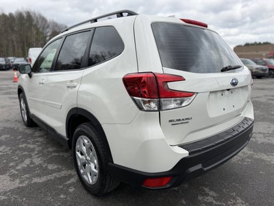2023 Subaru Forester Base
