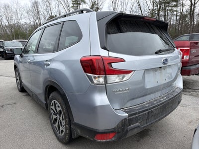 2024 Subaru Forester Premium