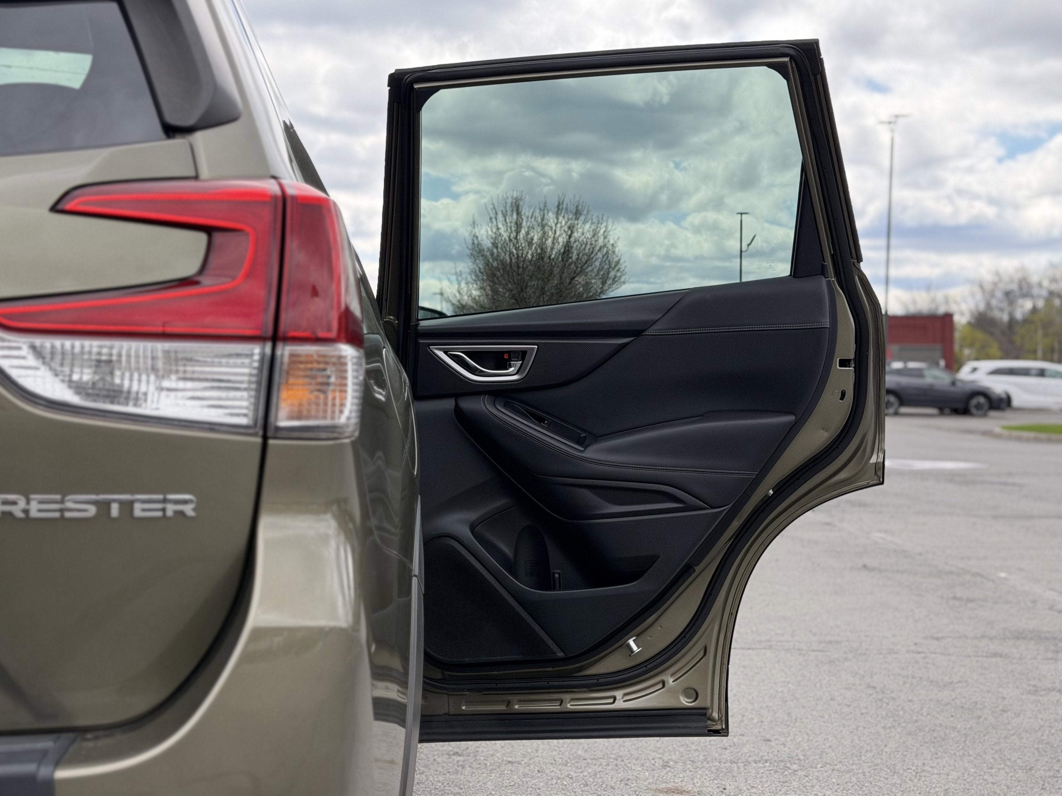 2022 Subaru Forester Premium