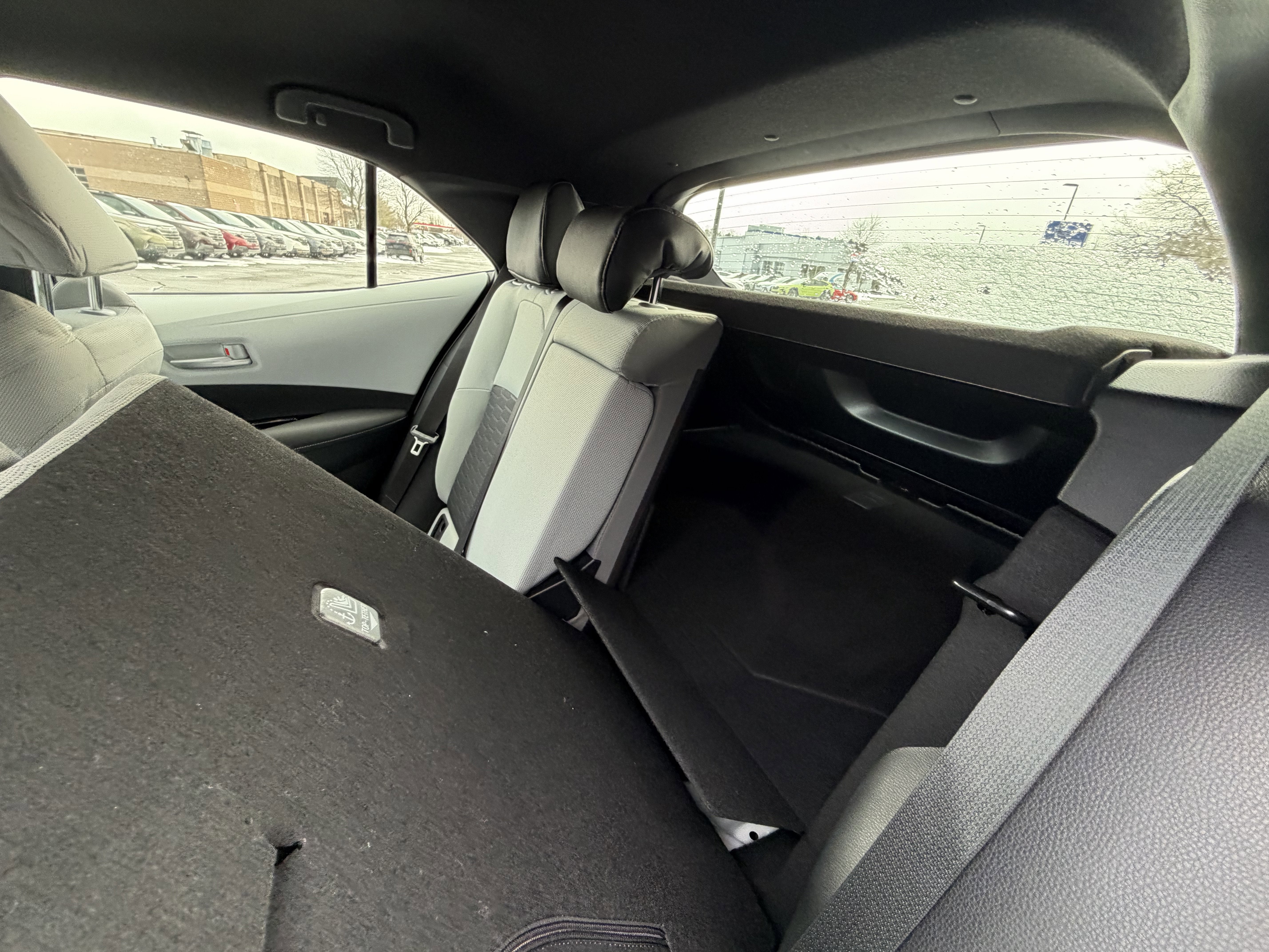 2025 Toyota Corolla Hatchback SE