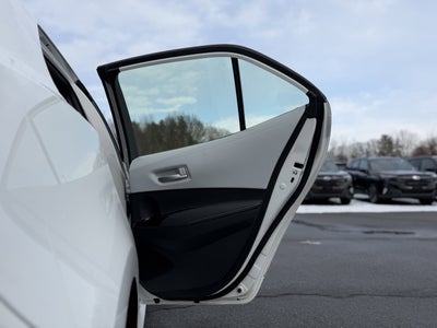 2025 Toyota Corolla Hatchback SE