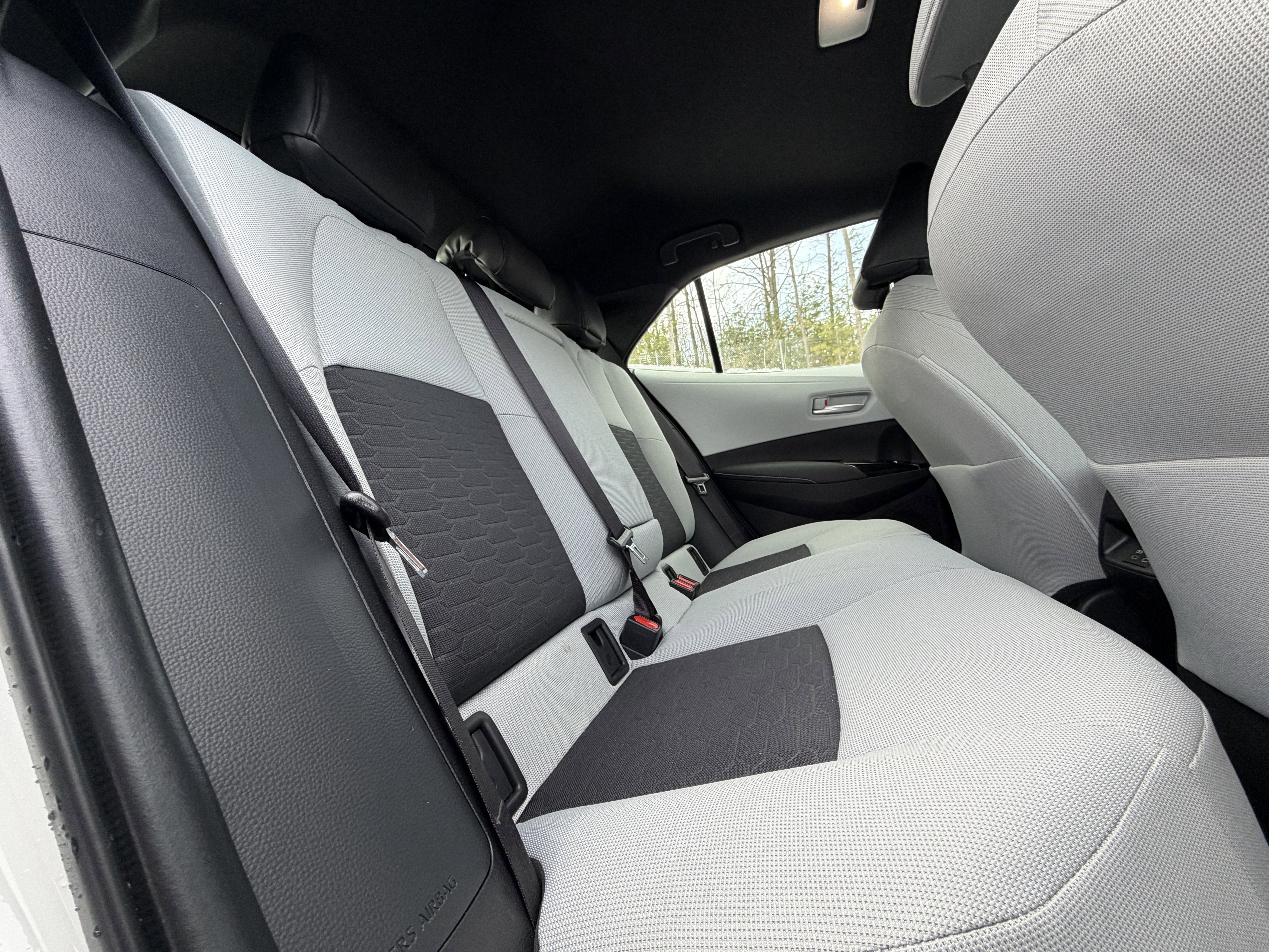 2025 Toyota Corolla Hatchback SE