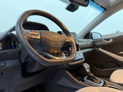 2022 Hyundai Ioniq Plug-In Hybrid SEL