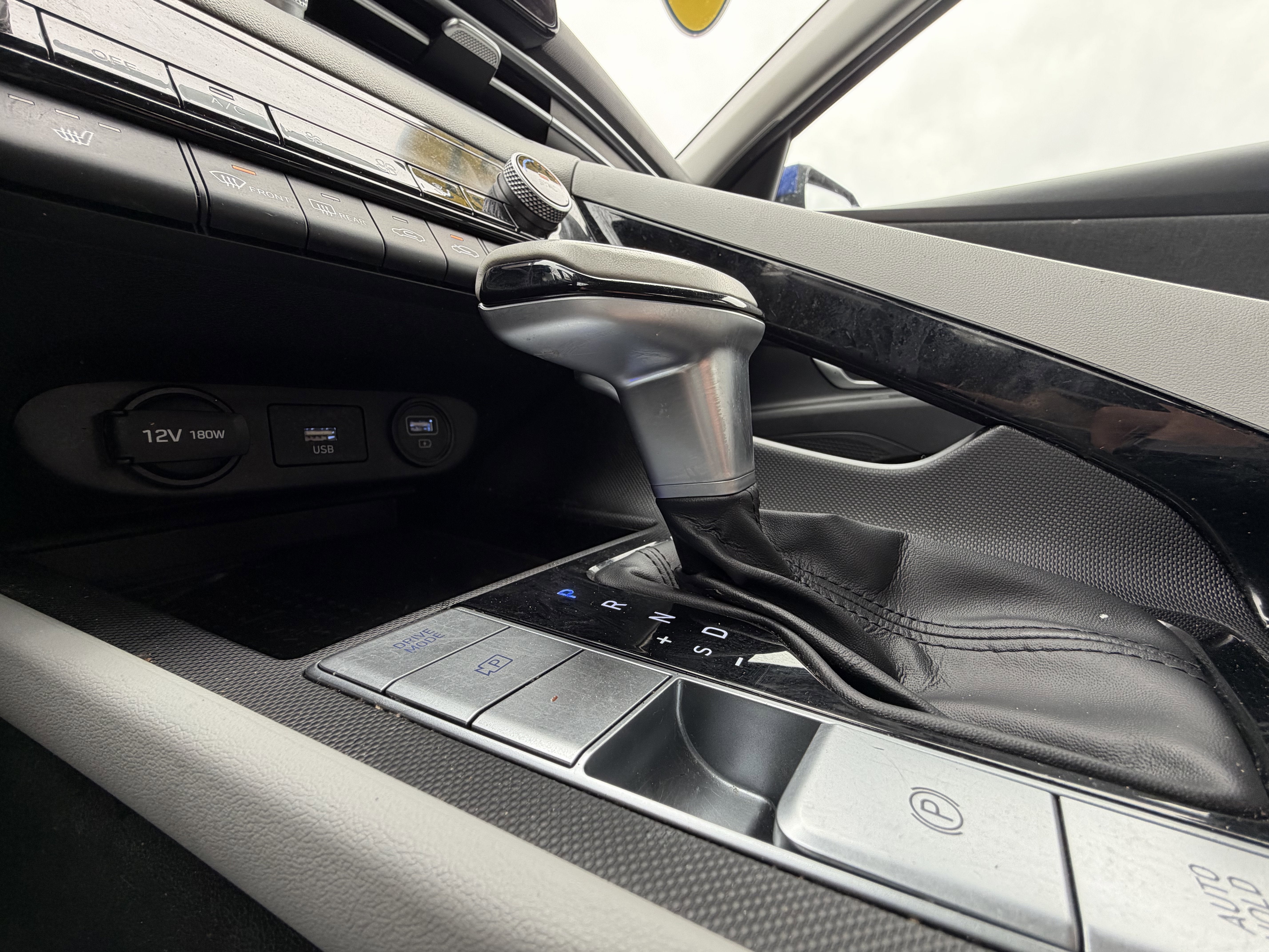 2021 Hyundai Elantra Limited