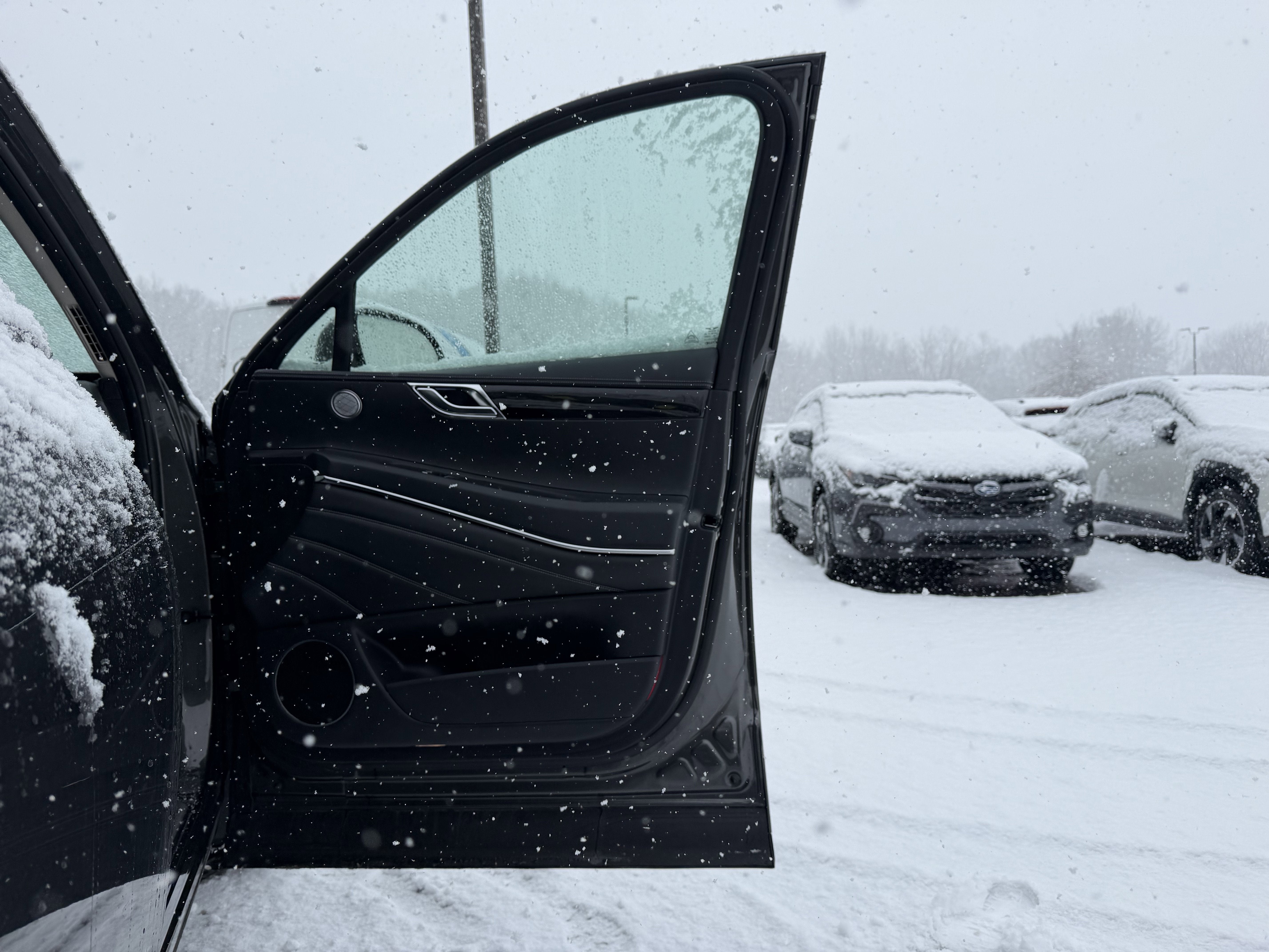 2025 Genesis GV80 2.5T