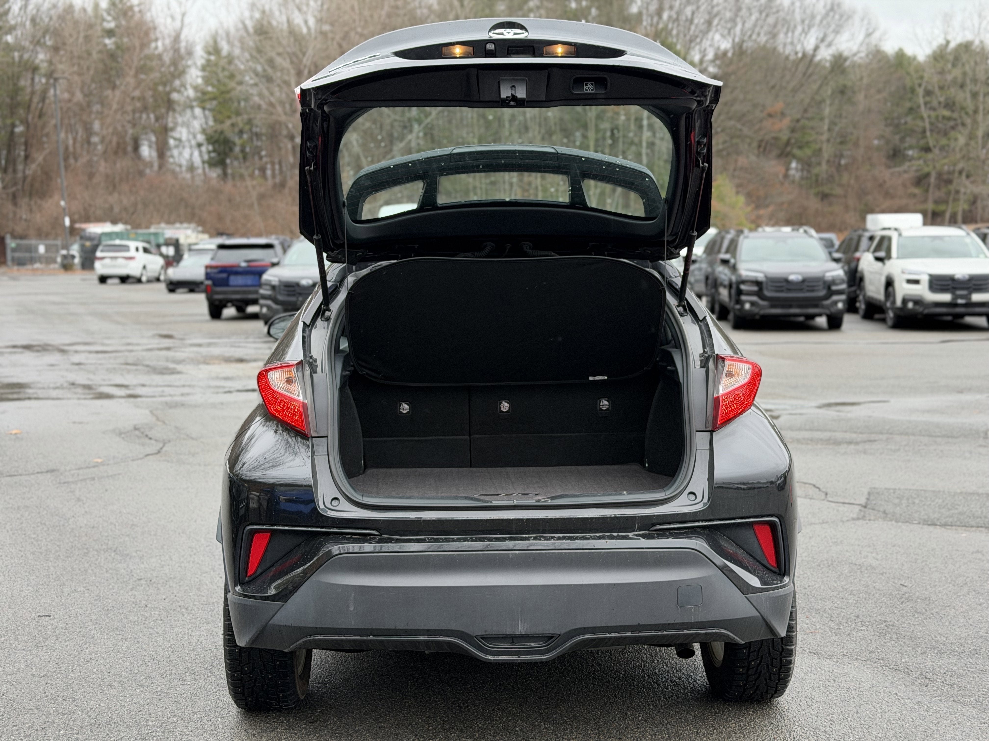 2021 Toyota C-HR LE