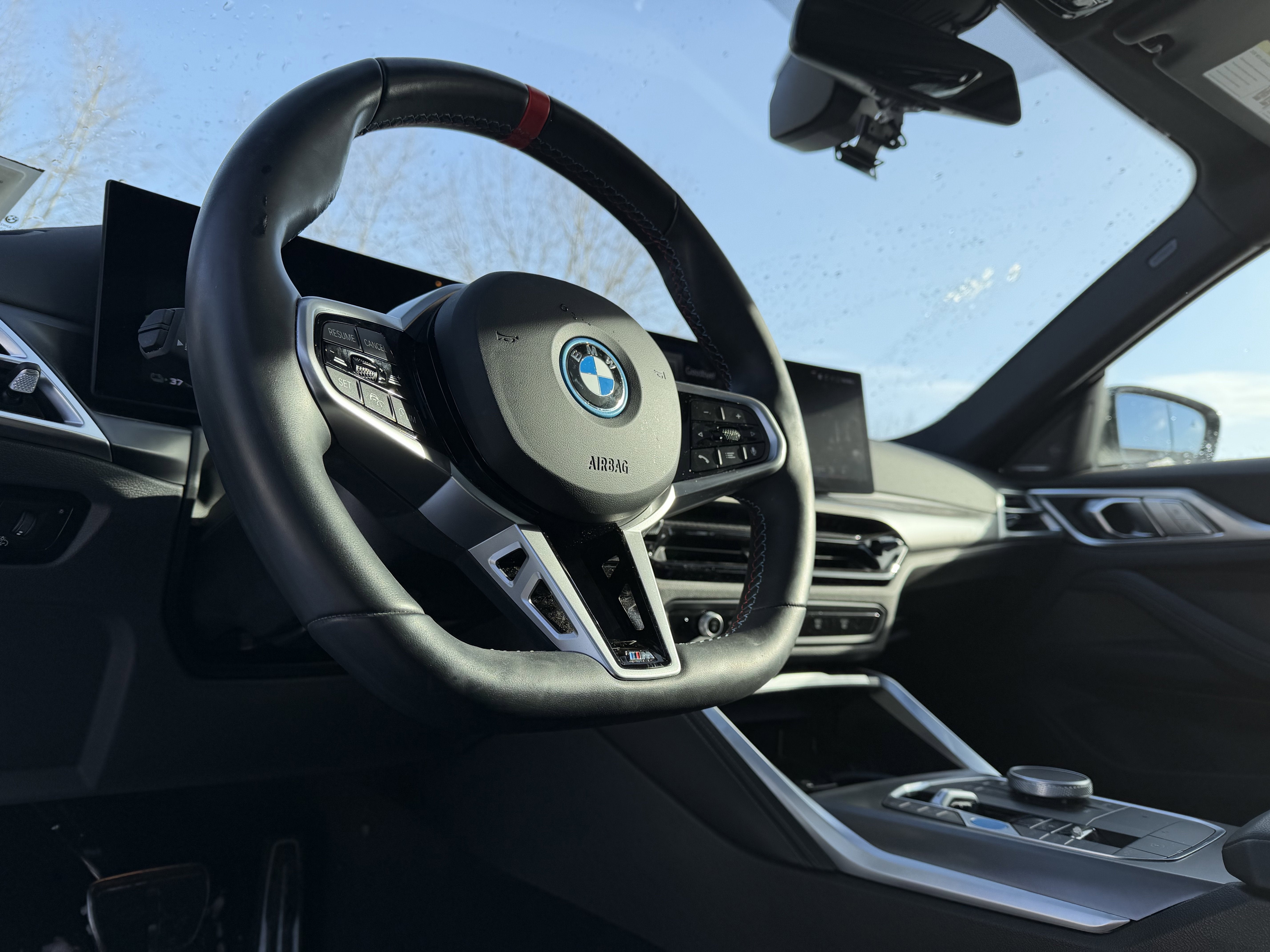 2025 BMW i4 M50